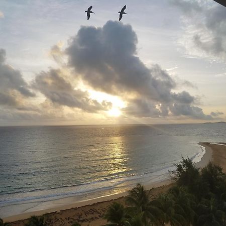 Beach Front Apartment In Luquillo Εξωτερικό φωτογραφία